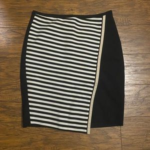 White House Black Market Skirt